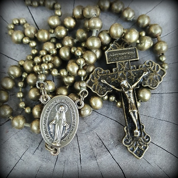 c1_6a05b5dc-fdb8-4b64-a403-41ba1b30be41_1024x1024